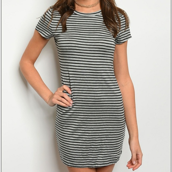 5⭐ rated! Striped Grey Body Con Dress! Summer fav - Picture 2 of 5